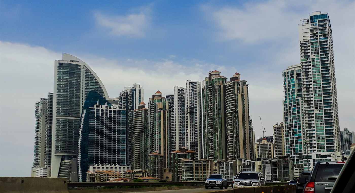 Skyline von Panama-Stadt am Pazifik